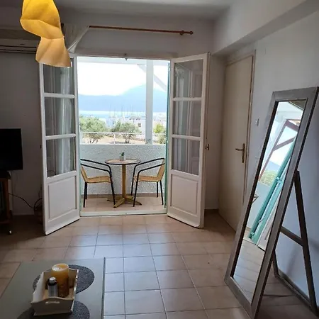 Kleftiko * Adamantas (Milos)