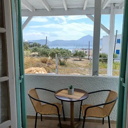 Kleftiko * Adamantas (Milos)