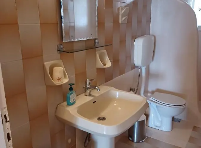 Kleftiko 阿达玛斯